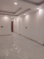 3 BHK 250 Sq.Yd. Builder Floor in Sector 85