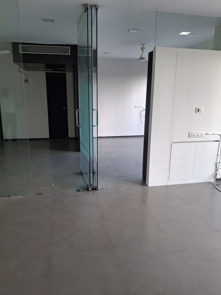 Exterior View, vesu Commercial Office Space 1100 Sq.Ft. In Vesu Surat 9619138
