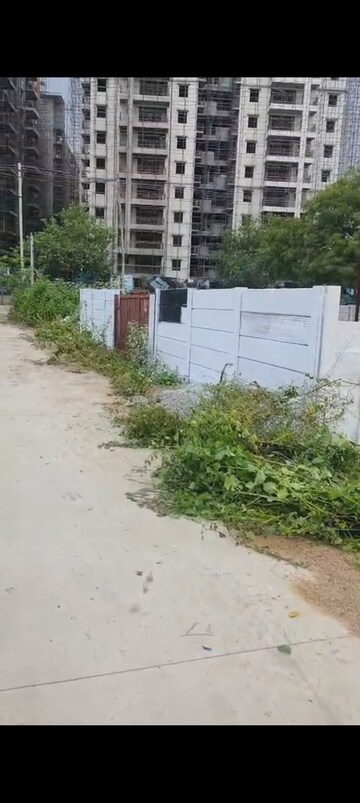  Plot – Exterior View View at Narsingi - for Sale