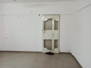 Room in 2 BHK Apartment at Sai Shree CHS Ltd, Pimple Saudagar – for Sale