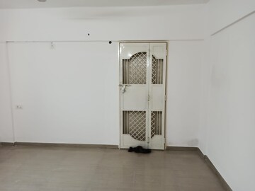 Room in 2 BHK Apartment at Sai Shree CHS Ltd, Pimple Saudagar – for Sale