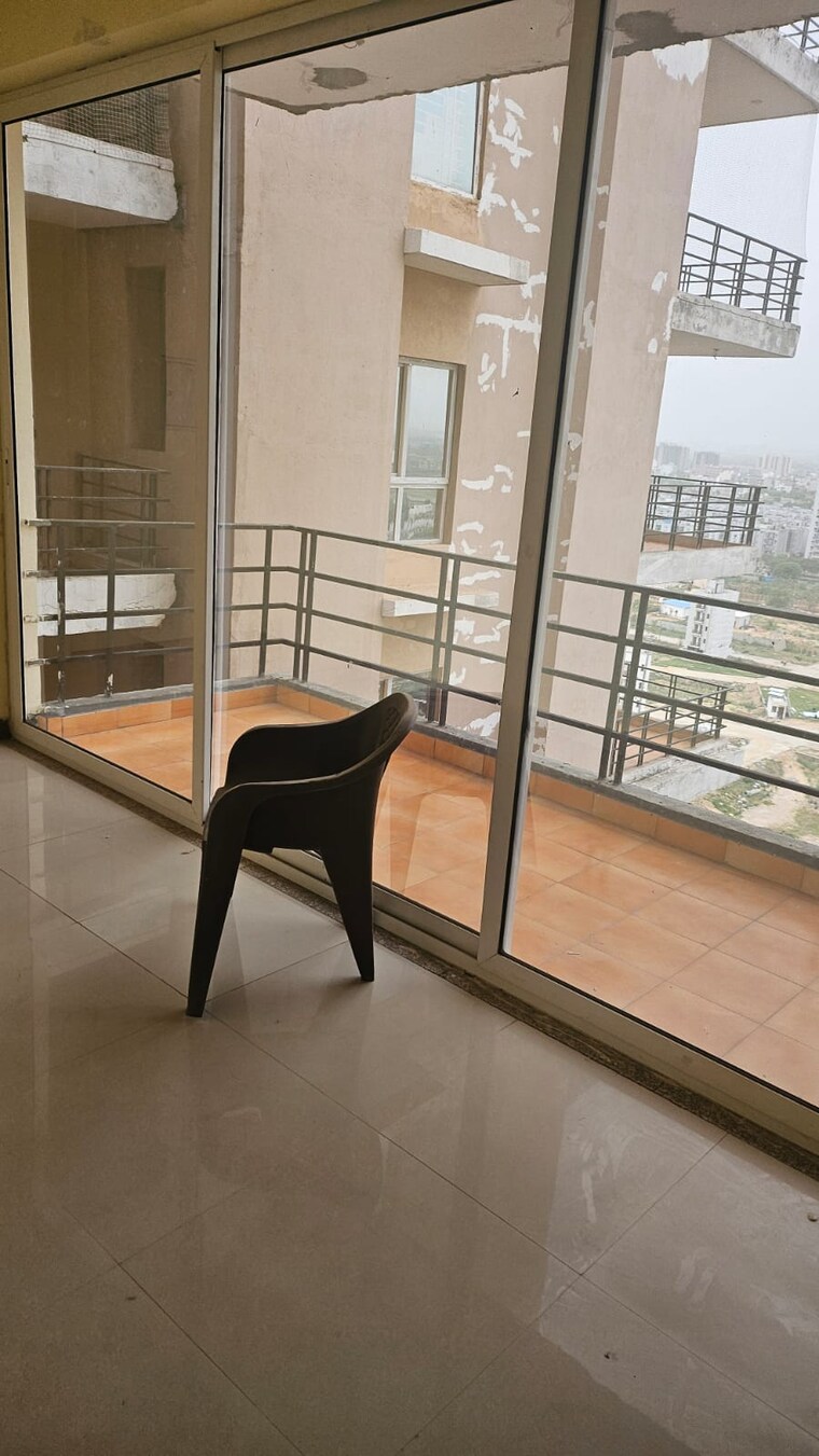 Balcony, sidhartha-ncr-one 5 Bedroom 3200 Sq.Ft. Apartment In Sector 95 Gurgaon 9619179