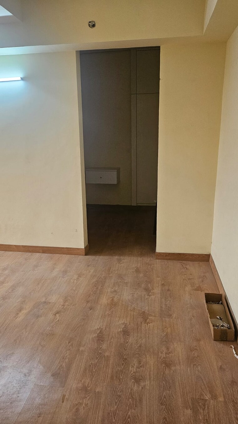 Room, sidhartha-ncr-one 5 Bedroom 3200 Sq.Ft. Apartment In Sector 95 Gurgaon 9619179