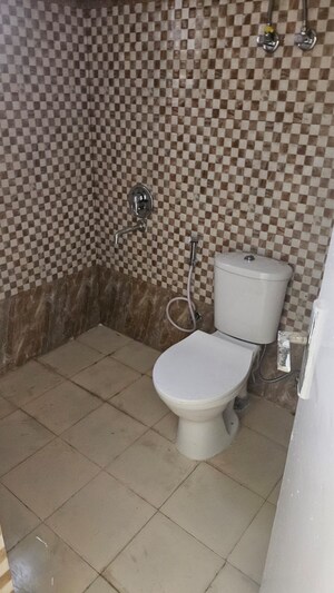 Bathroom in 5 BHK Apartment at Sidhartha NCR One, Sector 95 – for Rent