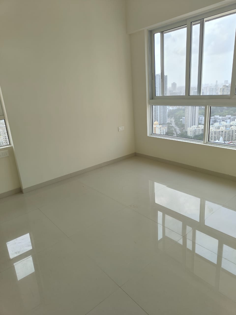 2 BHK Apartment For Rent in Wadhwa TW Gardens