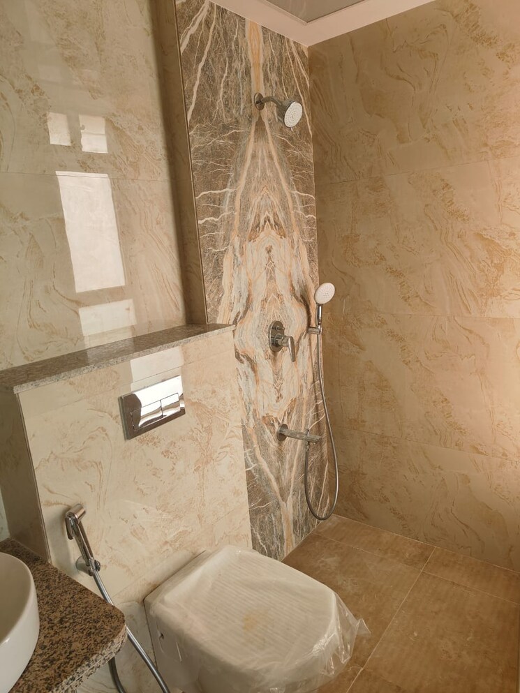 Bathroom, wadhwa-tw-gardens 2 Bedroom 645 Sq.Ft. Apartment In Kandivali East Mumbai 9619467