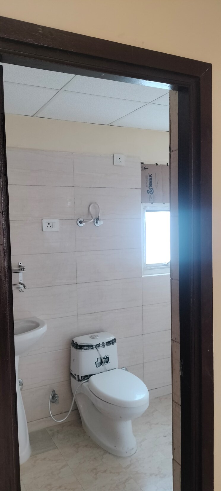 Bathroom, eureka-diya-green-city 2 Bedroom 950 Sq.Ft. Apartment In Raj Nagar Extension Ghaziabad 9619375