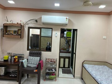 Living Room in 1 BHK Villa at Kurla West – for Rent