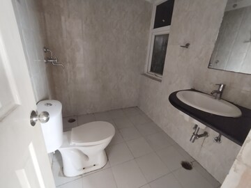 Bathroom in 3 BHK Apartment at Mapsko Paradise, Sector 83 – for Sale
