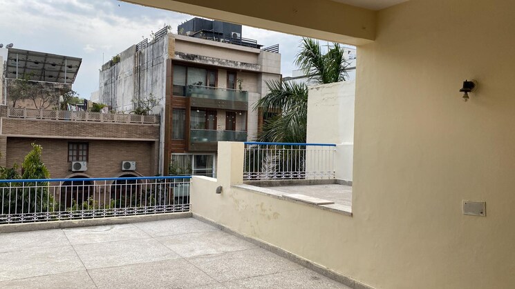 Exterior View, greater kailash ii 2 Bedroom 300 Sq.Yd. Builder Floor In Greater Kailash ii Delhi 9619400