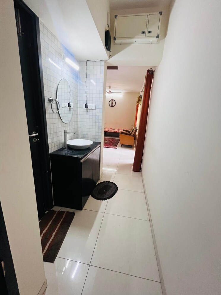 Attached Bathroom, paranjape-azure 2 Bedroom 880 Sq.Ft. Apartment In Tathawade Pune 9619442