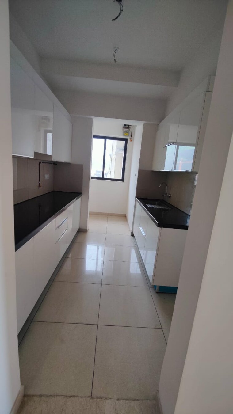 Kitchen, shapoorji-pallonji-vicinia 2 Bedroom 670 Sq.Ft. Apartment In Powai Mumbai 9619470