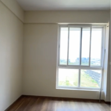 Room in 2 BHK Apartment at Shriram Summitt, Gollahalli – for Rent