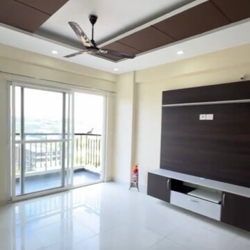 2 BHK Apartment For Rent in Shriram Summitt, Gollahalli