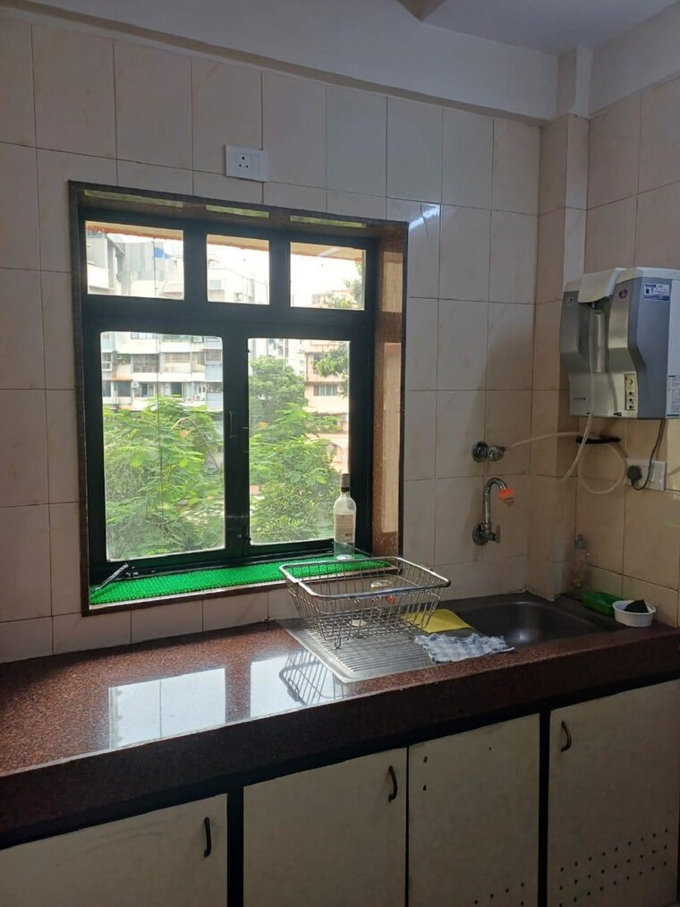 Kitchen, bandra west 2 Bedroom 700 Sq.Ft. Apartment In Bandra West Mumbai 9619517