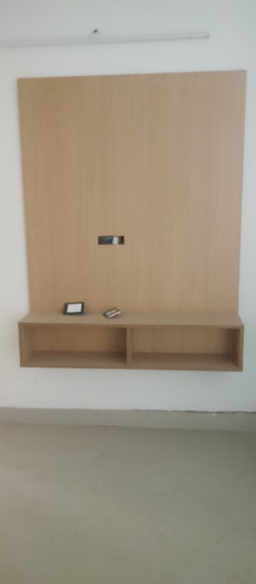 Furnished Amenities in 3 BHK Apartment at ROF Alante, Sector 108 – for Rent