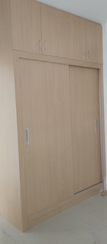 Room in 3 BHK Apartment at ROF Alante, Sector 108 – for Rent