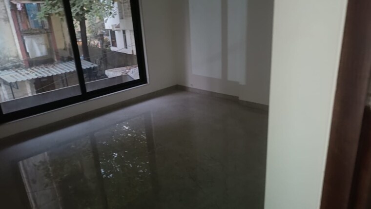 Room, santacruz east 2 Bedroom 700 Sq.Ft. Apartment In Santacruz East Mumbai 9619670