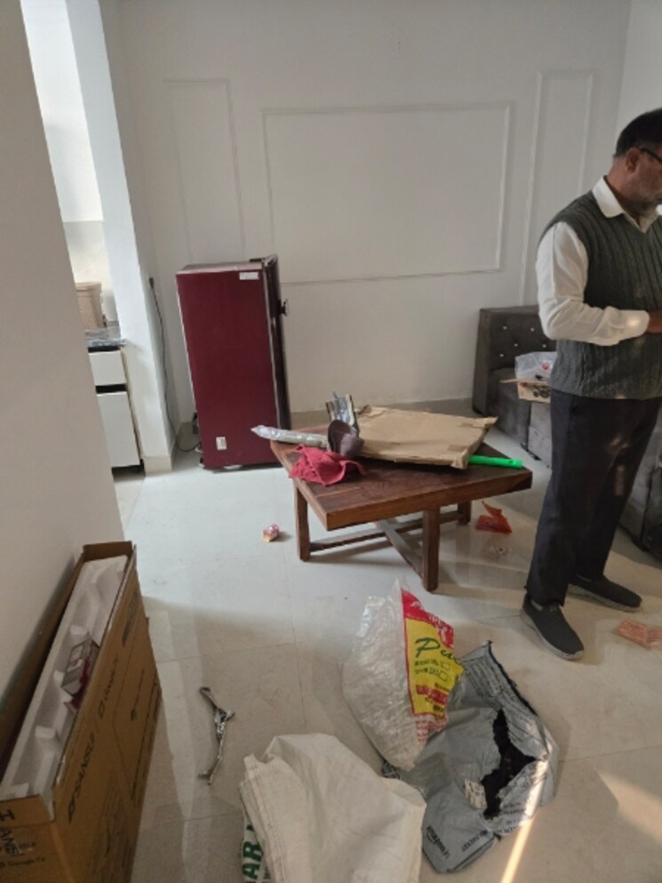 Living Room, chattarpur 1 Bedroom 100 Sq.Ft. Builder Floor In Chattarpur Delhi 9619680