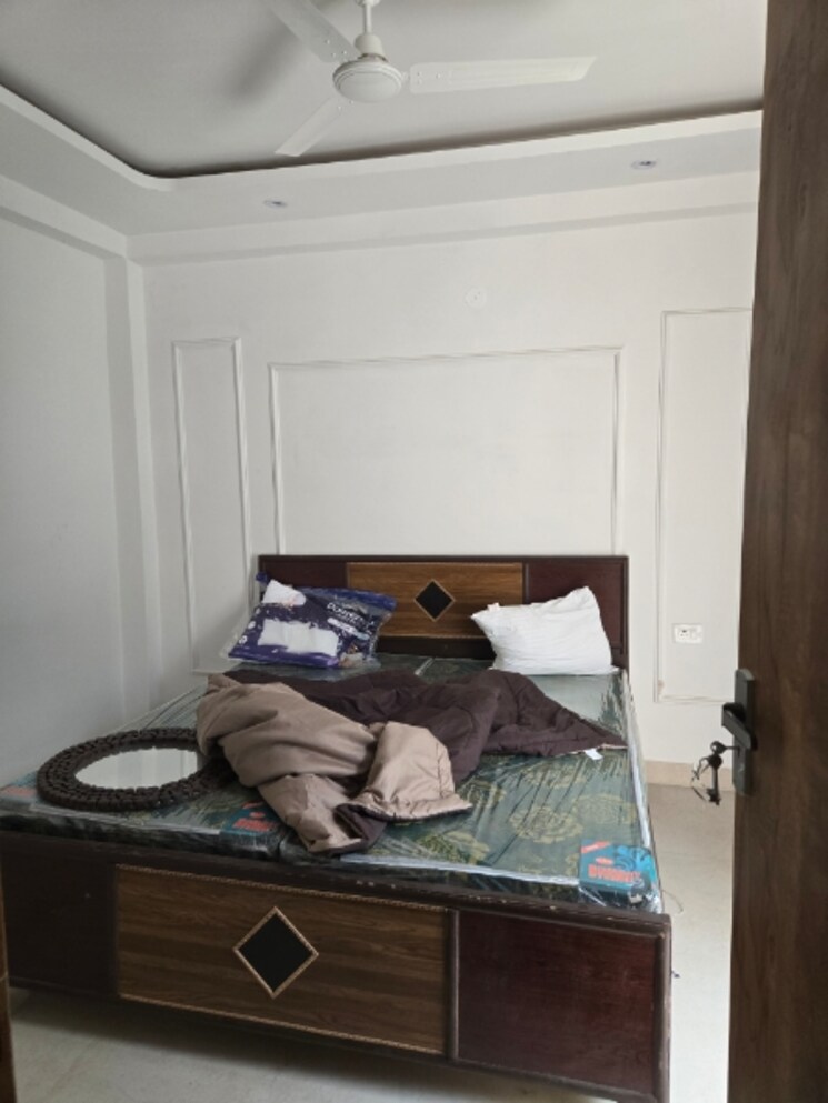 Bedroom, chattarpur 1 Bedroom 100 Sq.Ft. Builder Floor In Chattarpur Delhi 9619680