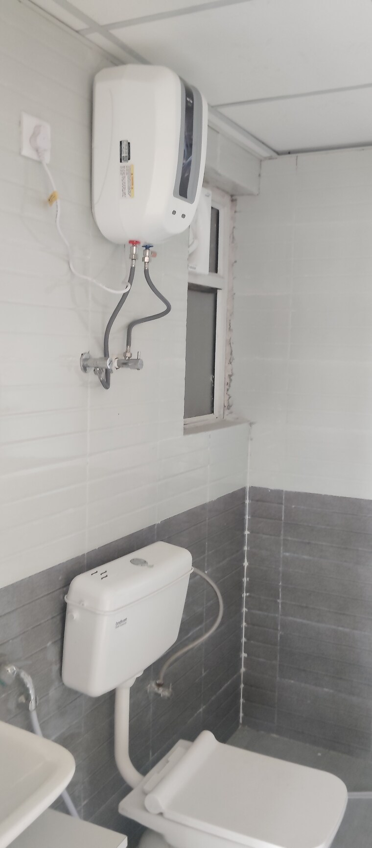 Bathroom, rof-alante 3 Bedroom 665 Sq.Ft. Apartment In Sector 108 Gurgaon 9619669