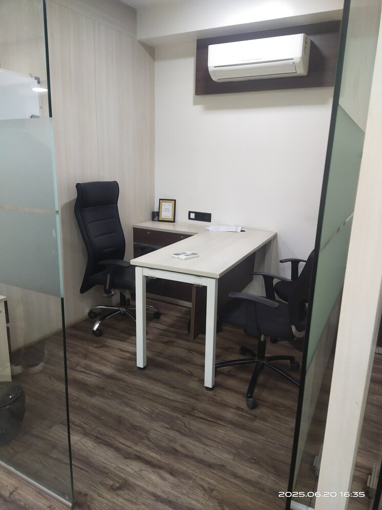 Team Area, sagar-tech-plaza Commercial Office Space 700 Sq.Ft. In Sakinaka Mumbai 9619645