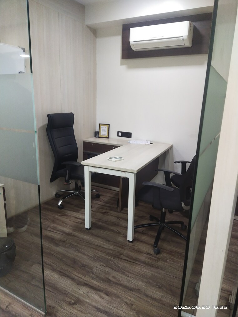Team Area, sagar-tech-plaza Commercial Office Space 700 Sq.Ft. In Sakinaka Mumbai 9619645