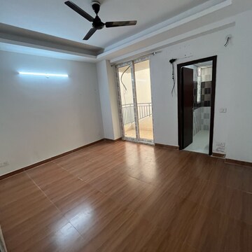 Room in 3 BHK Apartment at Unnati Fortune The Aranya, Sector 119 – for Rent