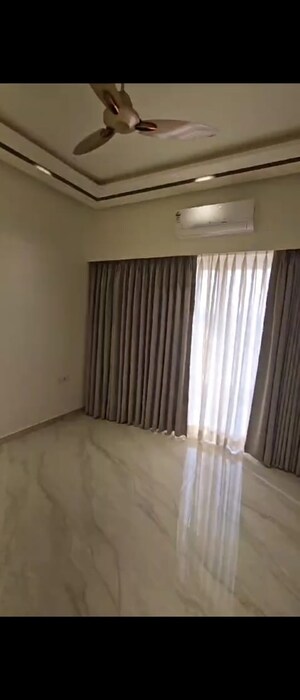 Bedroom in 4 BHK Builder Floor at Sector 84 – for Sale