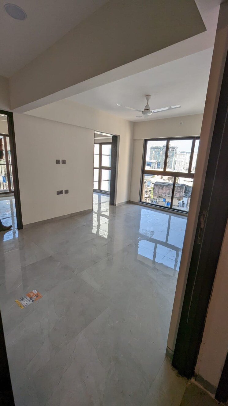 Room, paradigm-el-signora 1 Bedroom 410 Sq.Ft. Apartment In Jogeshwari West Mumbai 9619893