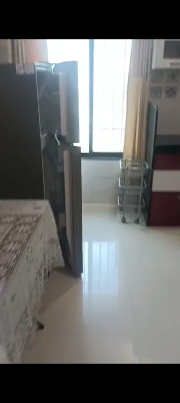 Room in 1 BHK Apartment at Santacruz East – for Rent