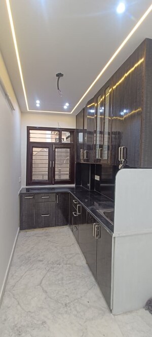 Kitchen in 3 BHK Builder Floor at Rps Palms, Sector 88 – for Sale