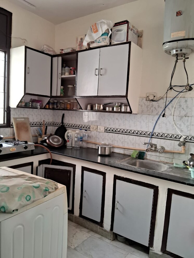 Kitchen, boutique-residential-apartments-e-335 2 Bedroom 1100 Sq.Ft. Builder Floor In East Of Kailash Delhi 9620043