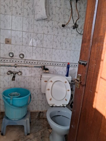Bathroom in 2 BHK Builder Floor at Boutique Residential Apartments E-335, East Of Kailash – for Rent