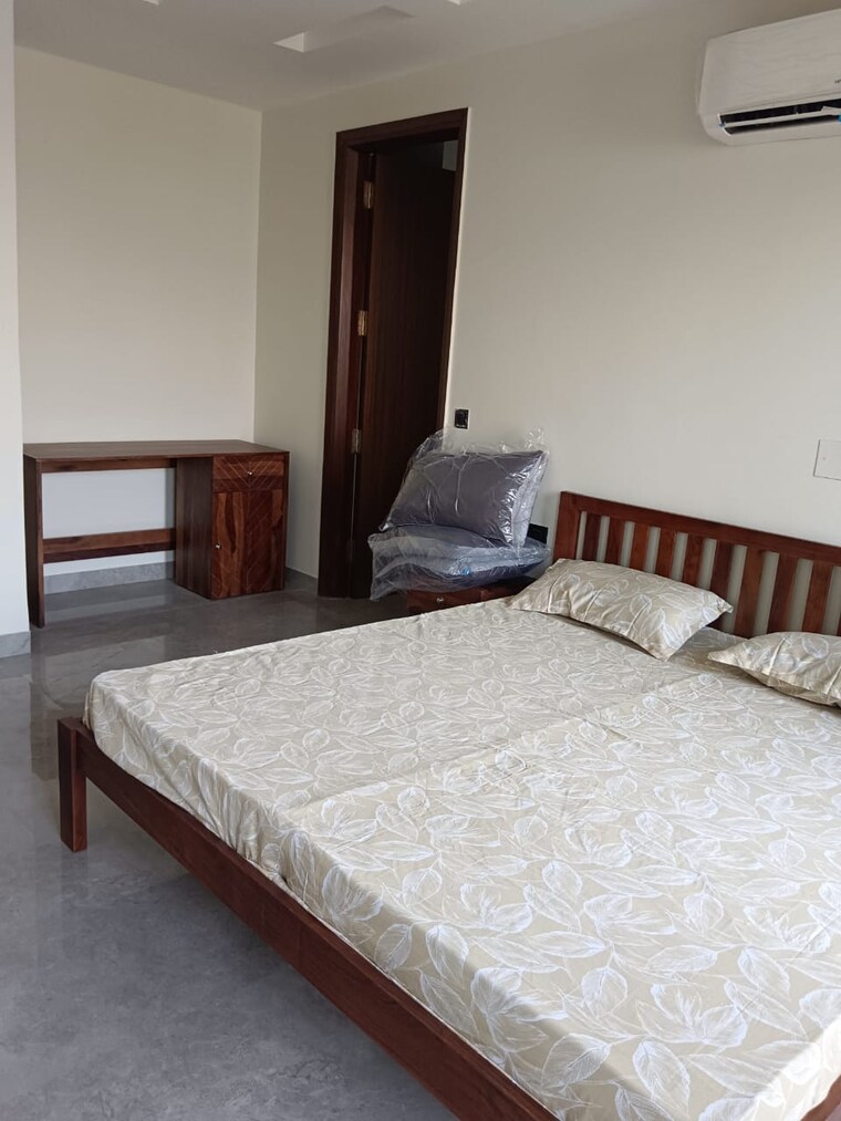 Bedroom, boutique-residential-apartments-e-335 3 Bedroom 2250 Sq.Ft. Builder Floor In East Of Kailash Delhi 9620085