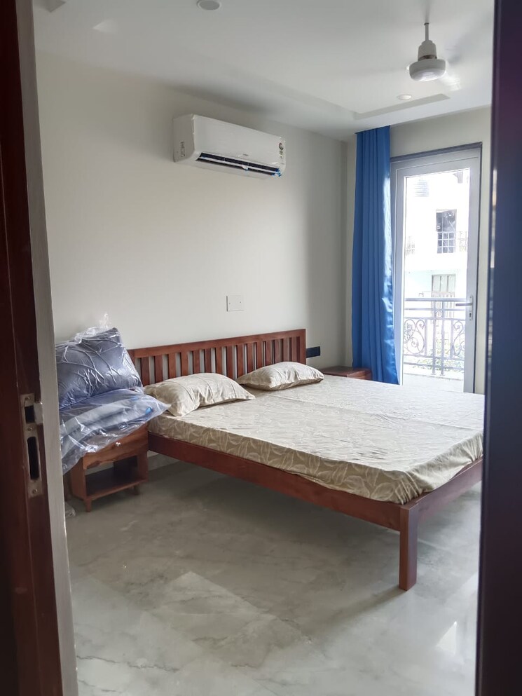 Bedroom, boutique-residential-apartments-e-335 3 Bedroom 2250 Sq.Ft. Builder Floor In East Of Kailash Delhi 9620085