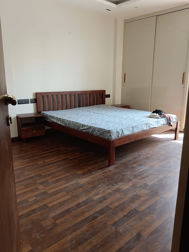 Bedroom, boutique-residential-apartments-e-335 3 Bedroom 2250 Sq.Ft. Builder Floor In East Of Kailash Delhi 9620085