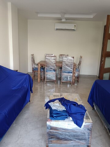 Bedroom in 3 BHK Builder Floor at Boutique Residential Apartments E-335, East Of Kailash – for Rent