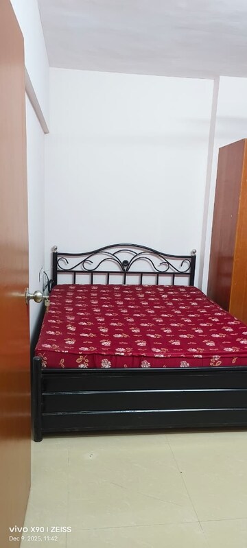 Bedroom in 2 BHK Apartment at Shree Datta Apartments, Parel – for Rent