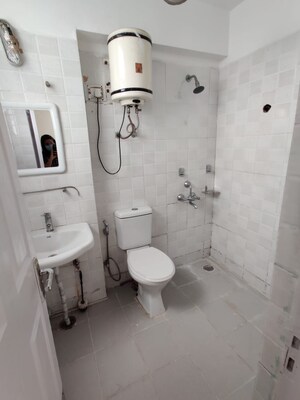 Attached Bathroom in 3 BHK Apartment at Bestech Park View City 1, Sector 48 – for Rent