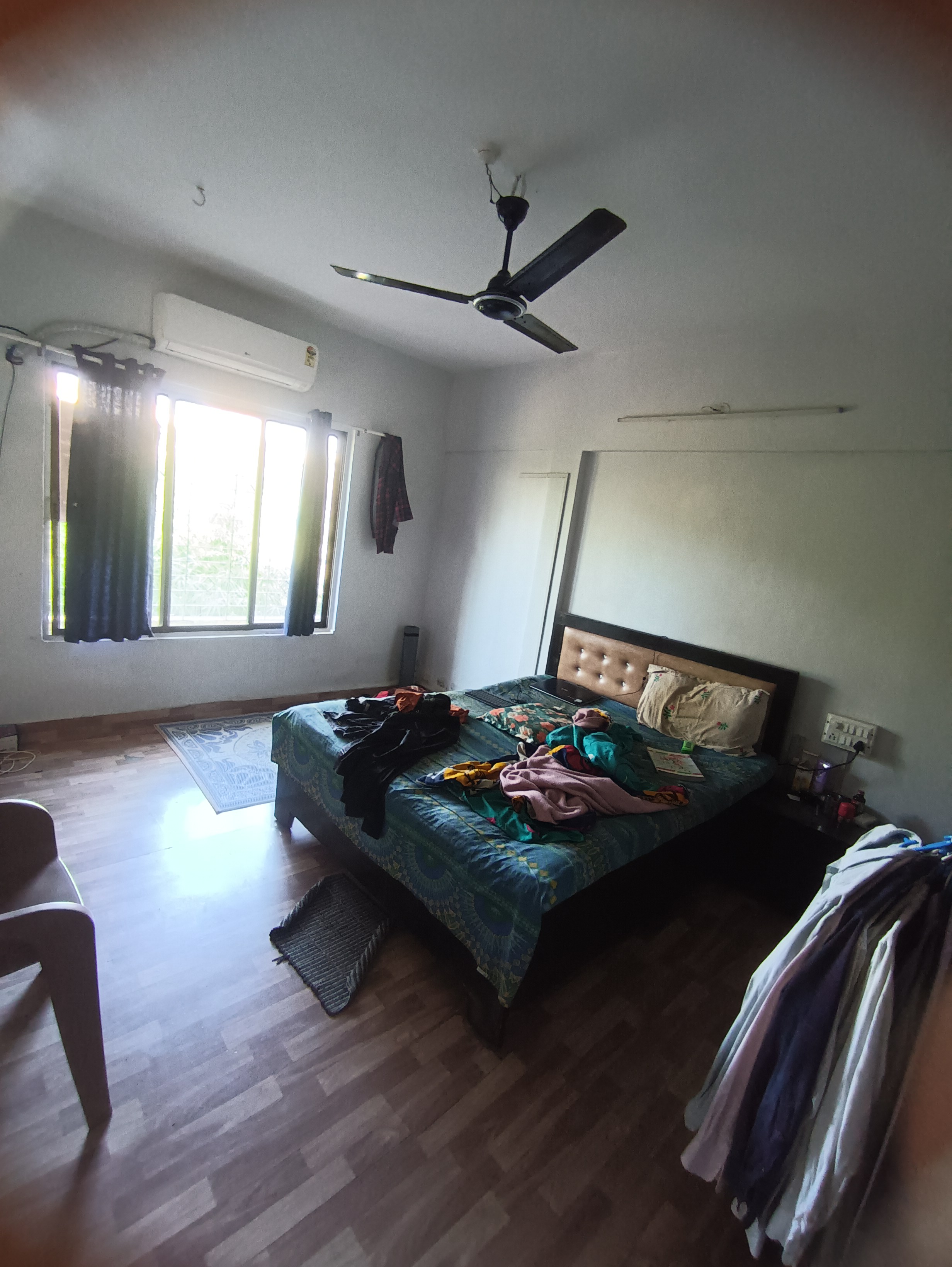 1 RkApartment For Rent in Evershine Nagar