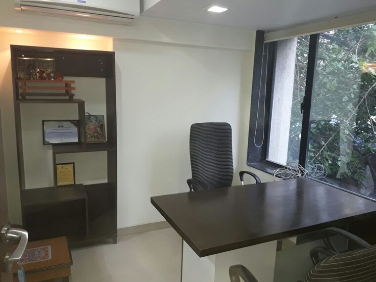 Team Area, wellington-business-park-i Commercial Office Space 675 Sq.Ft. In Andheri East Mumbai 9620183