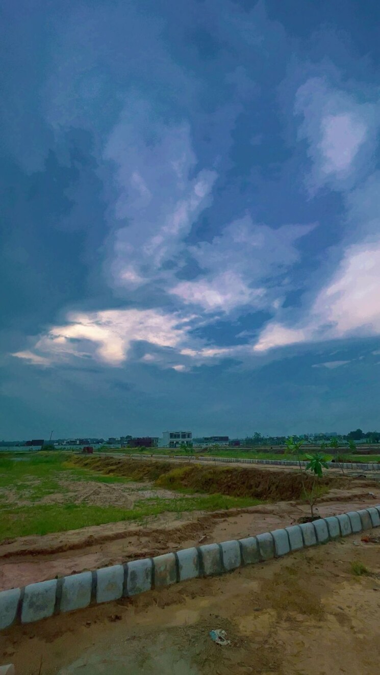 undefined, vip road  117 Sq.Yd. Plot In Vip Road Zirakpur 9620256