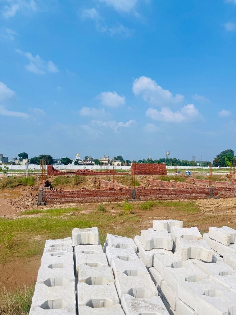 undefined, vip road  117 Sq.Yd. Plot In Vip Road Zirakpur 9620256