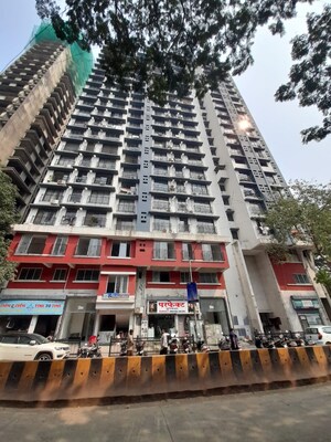 2 BHK Apartment – Exterior View View at Goregaon West - for Rent