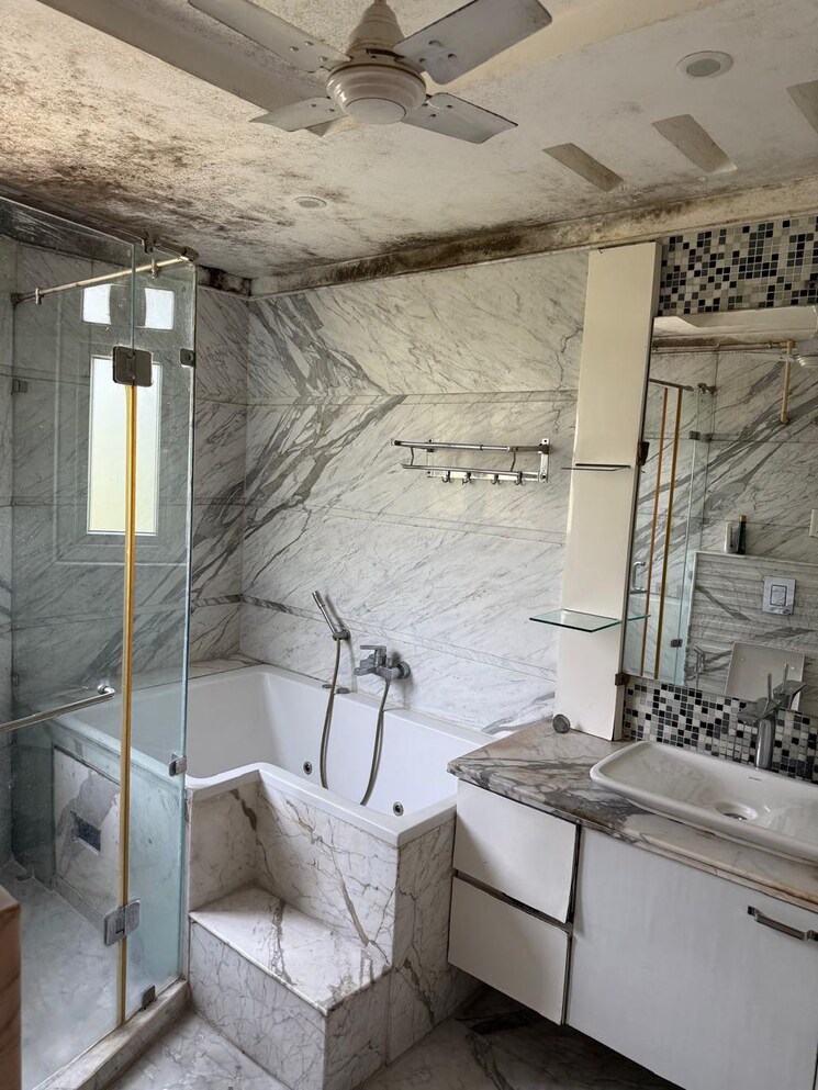 Attached Bathroom, anand niketan 3 Bedroom 2250 Sq.Ft. Builder Floor In Anand Niketan Delhi 9620261