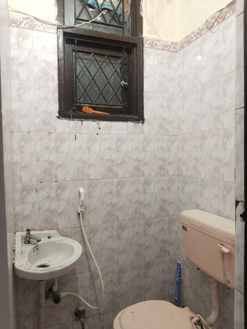 Master Bedroom in 1 BHK Builder Floor at Realtech FBD One, Sector 37 – for Rent