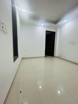 Room in 2 BHK Builder Floor at Saket – for Sale