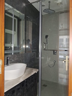 Bathroom in 3 BHK Builder Floor at East of Kailash Block-B RWA, East Of Kailash – for Rent