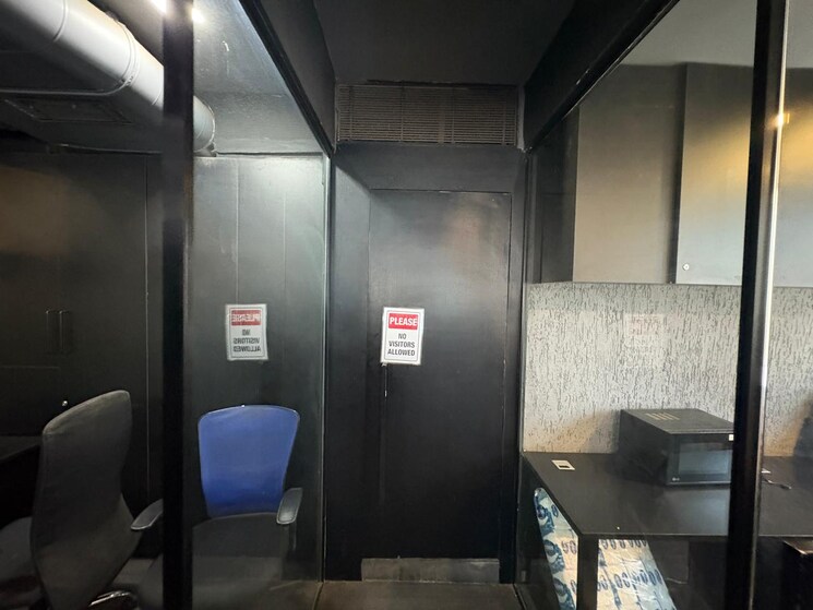 Team Area, jai-antariksha Commercial Office Space 1600 Sq.Ft. In Andheri East Mumbai 9620344